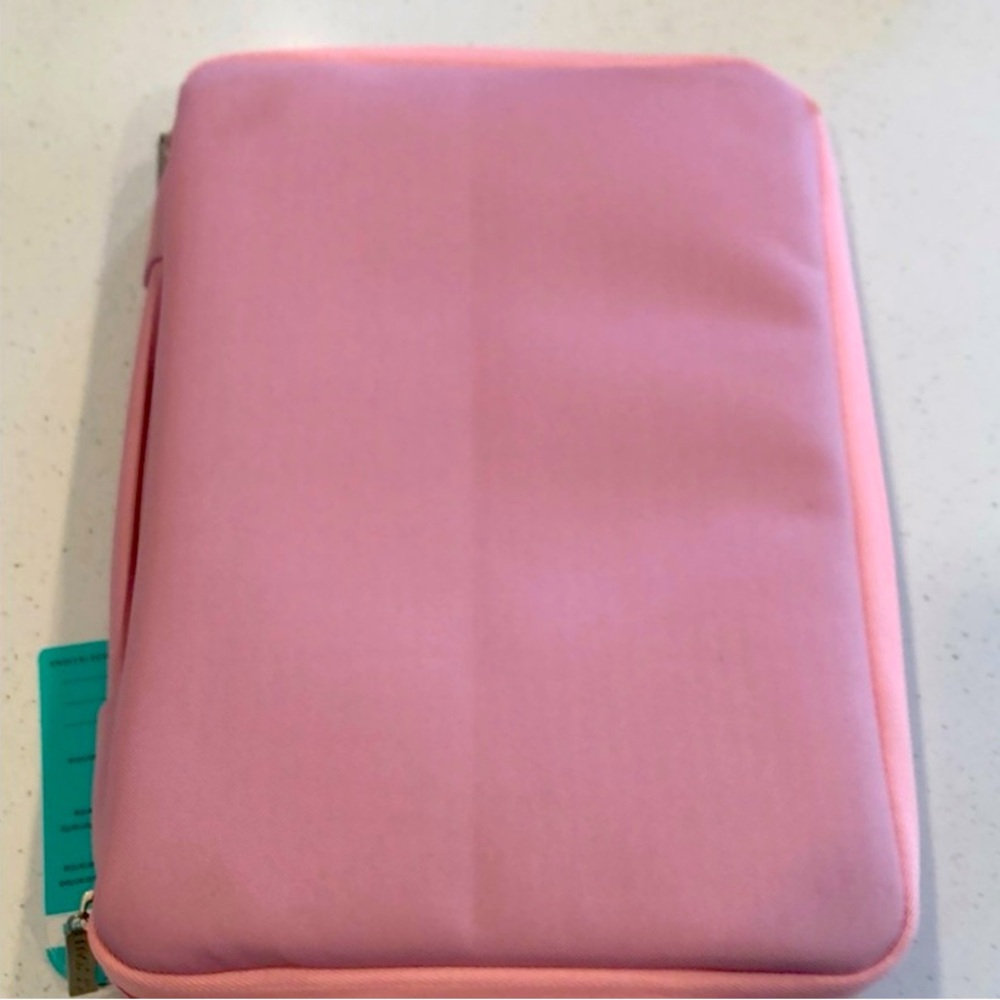 🩷MacBook Pro 13 inch case🩷